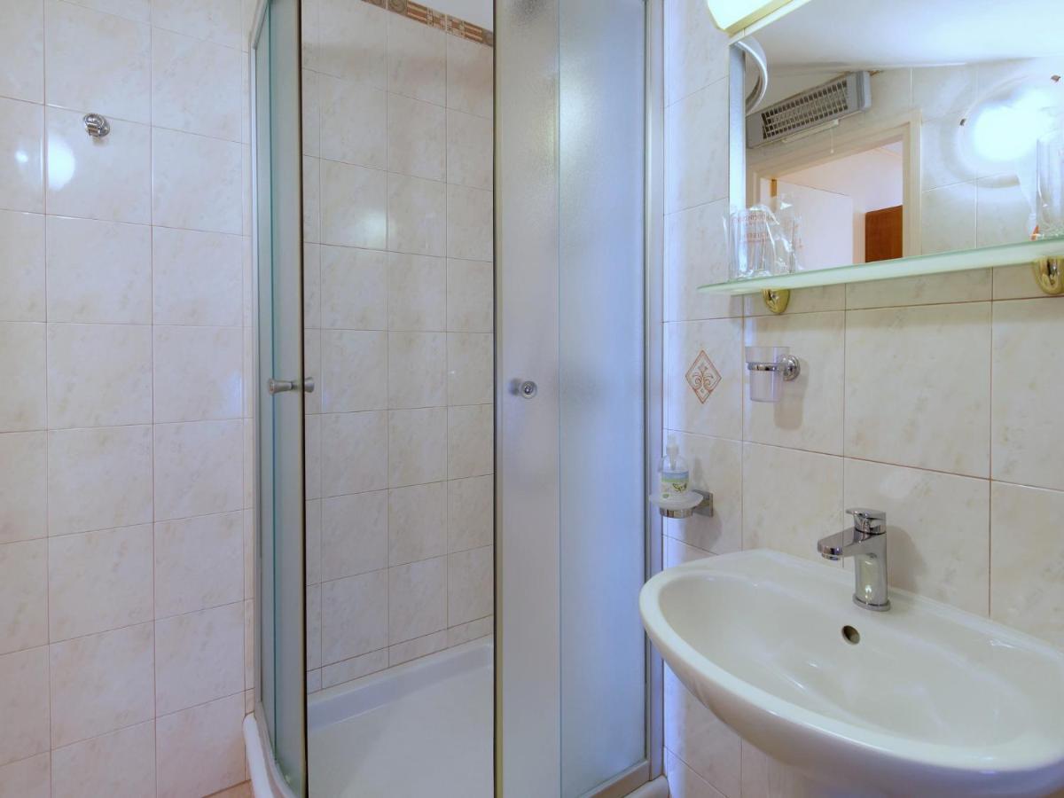 Holiday Home Nevena By Rent Istria Buje Exterior foto
