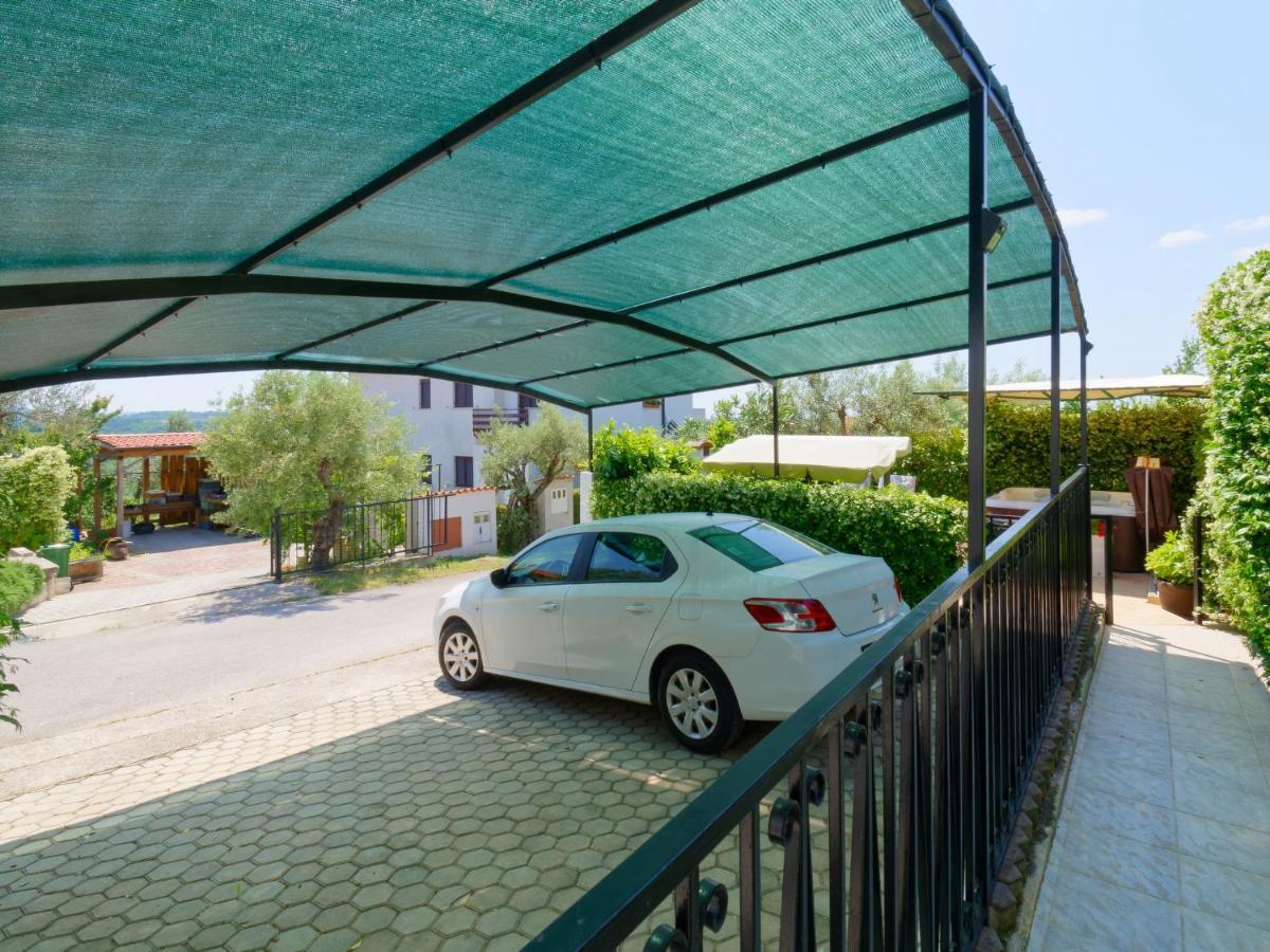 Holiday Home Nevena By Rent Istria Buje Exterior foto